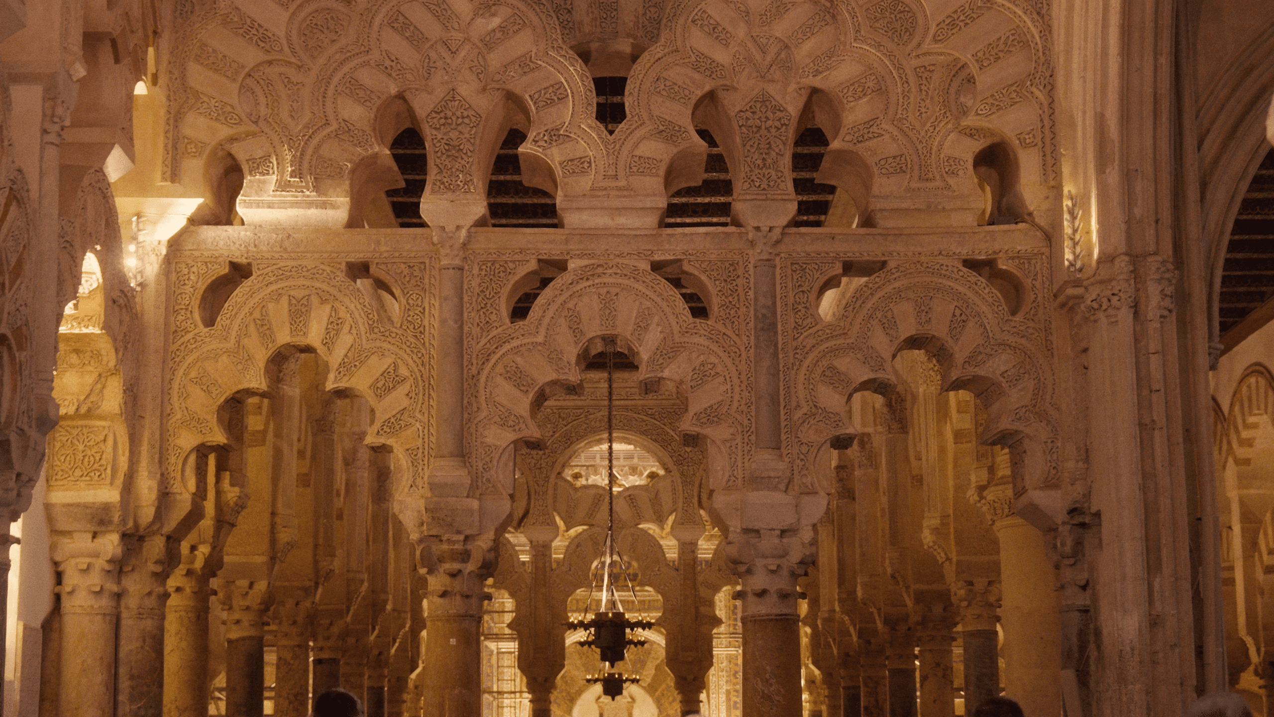 VISITA GUIADA MEZQUITA Y ALCÁZAR